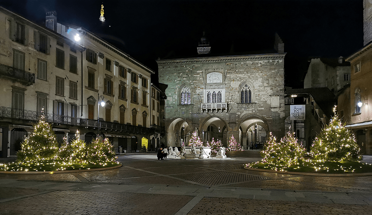 Bergamo Piazza Vecchia a Natale